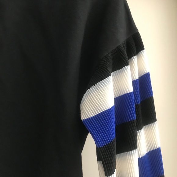 FASHION TOP 🖤 - Picture 3 of 5